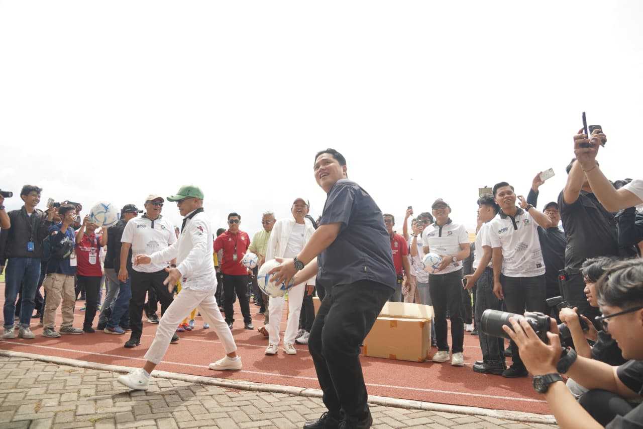 Erick Thohir dan Dedi Mulyadi Resmikan Liga 4 Piala Gubernur Jabar 2025 di Garut