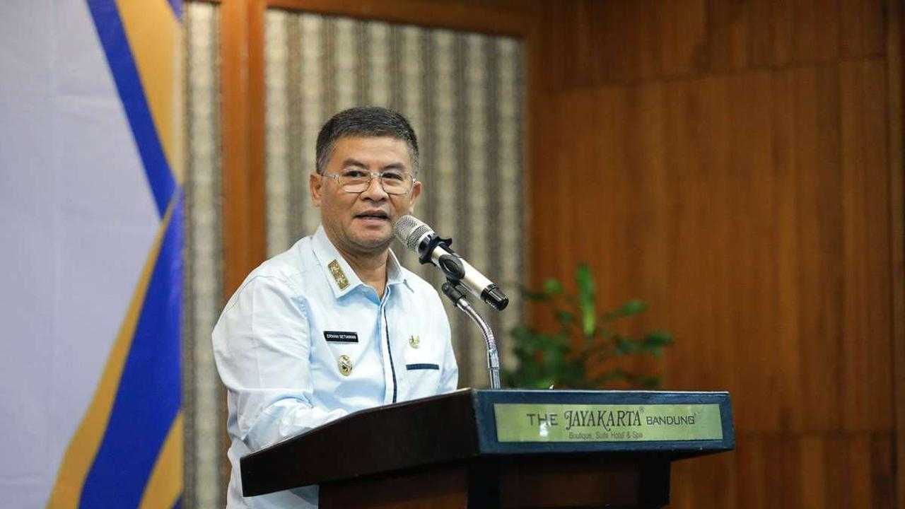 Wagub Jabar Minta Polisi Tindak Tegas Pelaku Penghina Suku Sunda di Media Sosial