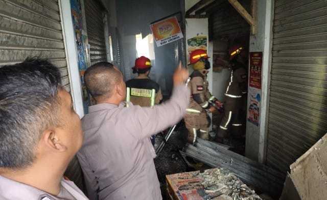Kompor Lupa Dimatikan, Api Melalap Tiga Kios Pasar Wisata Samarang