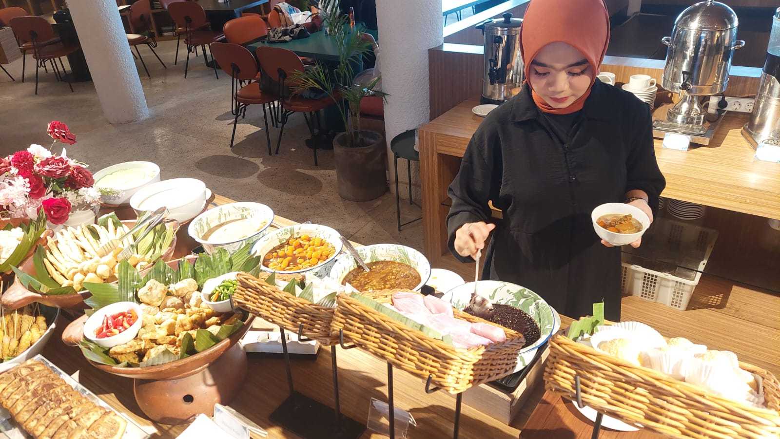 Kurai Dining Tirtagangga Hadirkan Hadjatan Rakjat, Iftar Ramadan Bernuansa Hangat dan Merakyat