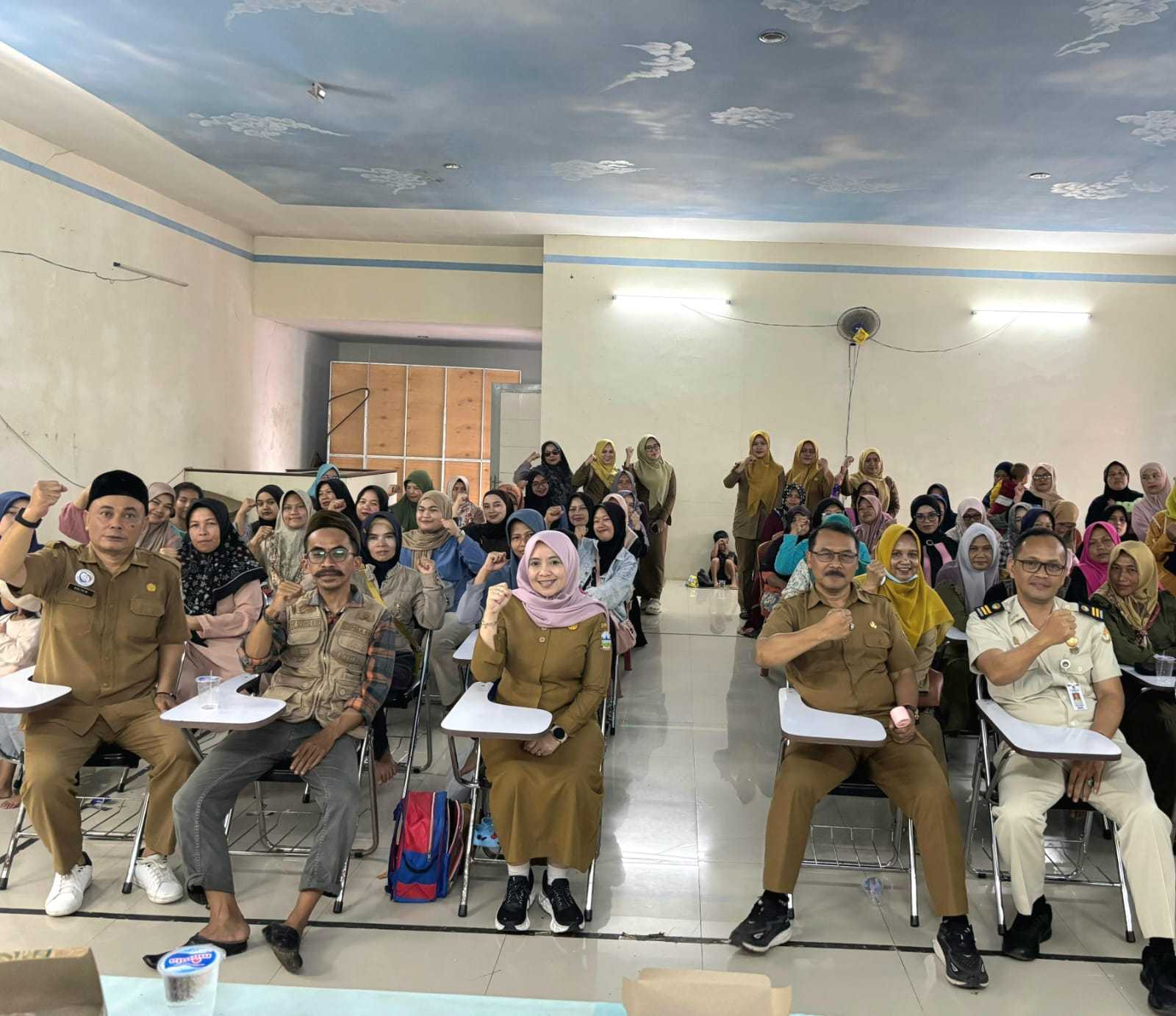 Tekan Kemiskinan Ekstrem serta AKI dan AKB, DP2KBP3A Garut Gencarkan Penyuluhan Program KB di Lokus Prioritas