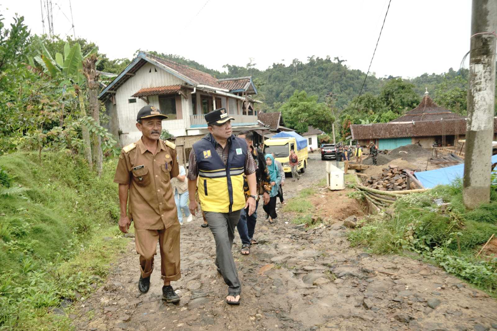 Pemkab Garut Kaji Dua Opsi Jalur Penghubung Selatan, Usulkan Dukungan ke Pemerintah Pusat