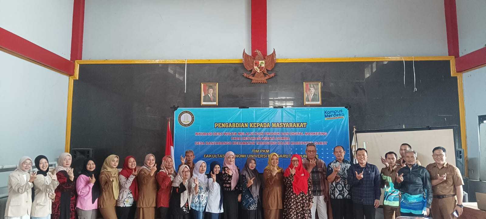 UNIGA Dorong Inkubasi Desa Wisata Domba Rancabango Lewat Ikon Produk dan Digital Marketing